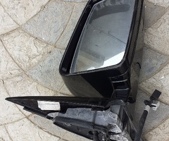 Ban-Kuza hissələr  Mercedes, "Mercedes" güzgüsü