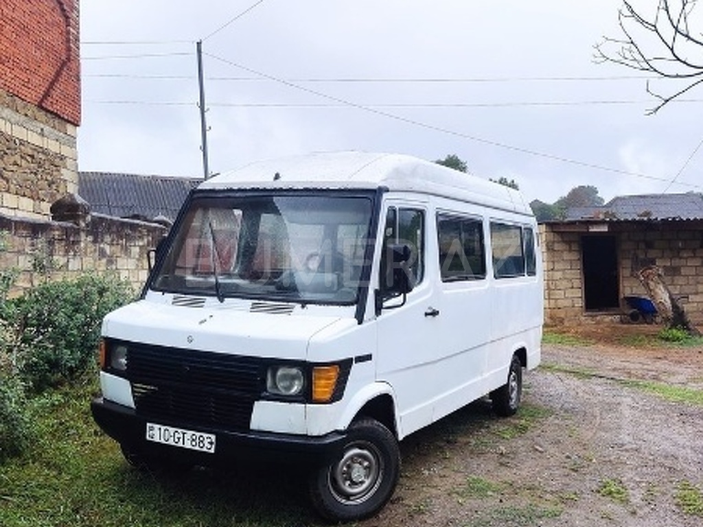 1990, 2.4L, 563930 km, Mexanika