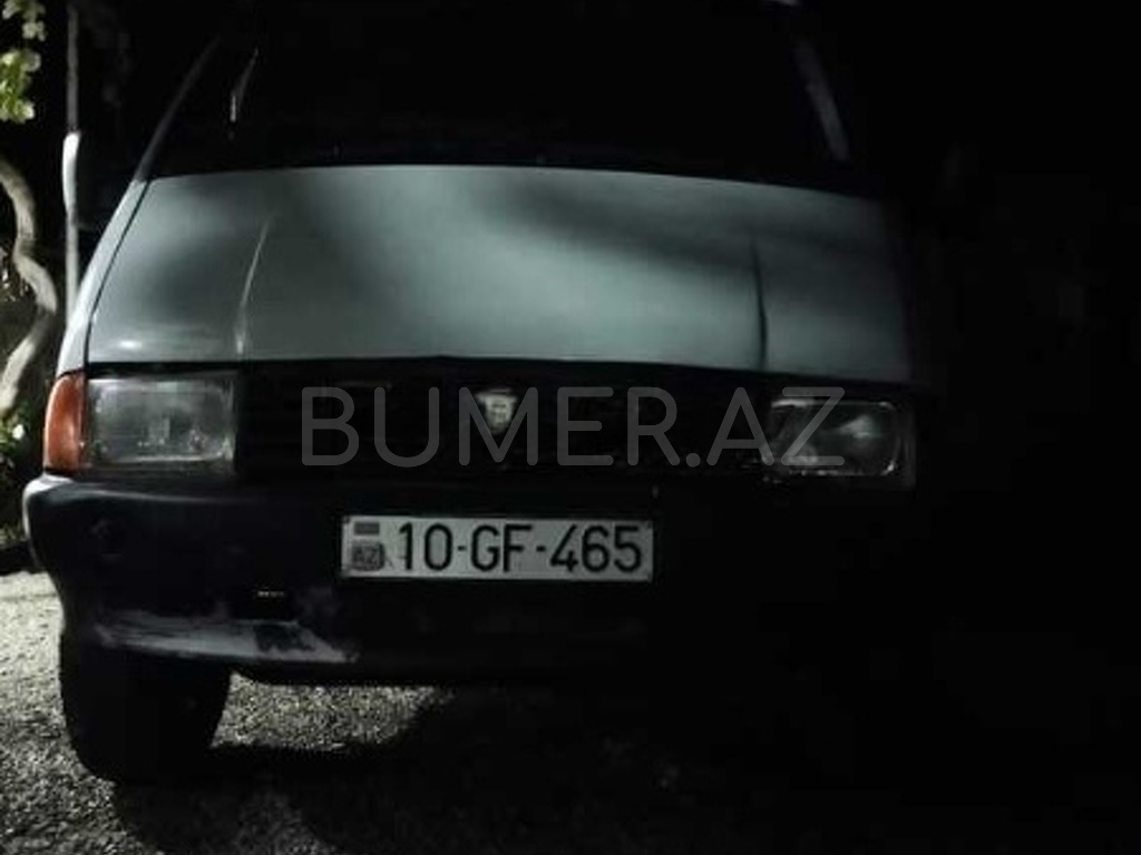 33021 , 1999, 2.4L, 220000 km, Mexanika