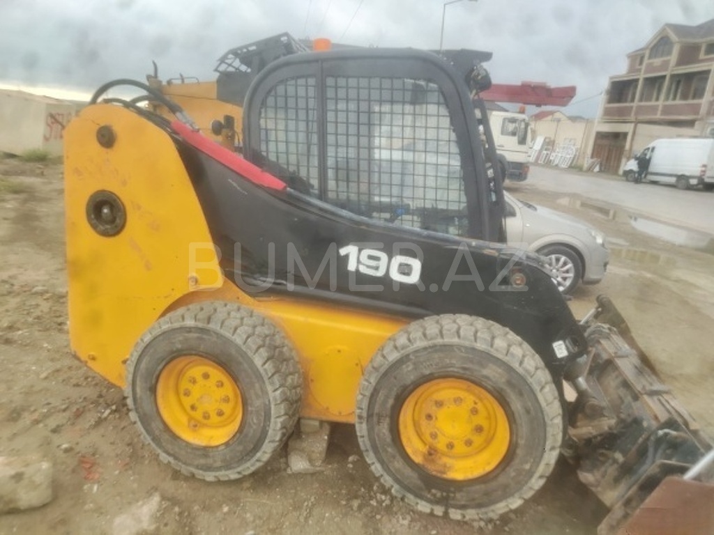 JCB, Yükləyicilər, 2010, 1000 km