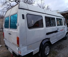 1989, 2.5L, 222000 km, Mexanika
