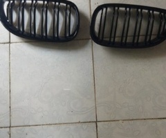 Ban-Kuza hissələr  BMW, "BMW F10" ön radiator barmaqlığı