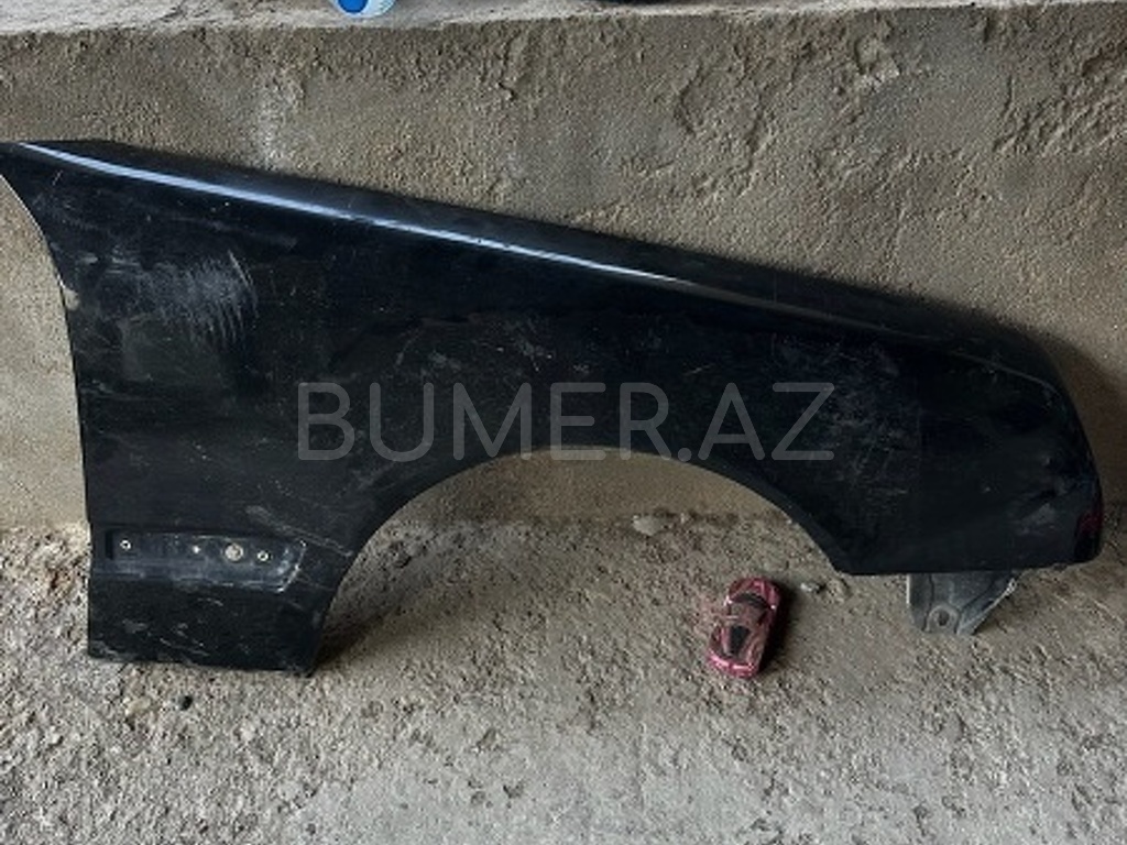 Ban-Kuza hissələr  Mercedes, "Mercedes w210" sağ qanadı