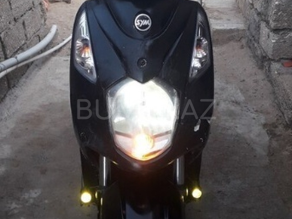 Moped, 2023, 0.70L, 642685 km