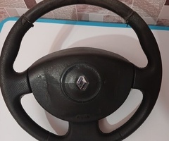 Sükan hissələri, "Renault" sükanı