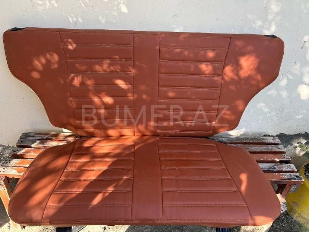 Ban-Kuza hissələr, "Niva" arxa oturacağı