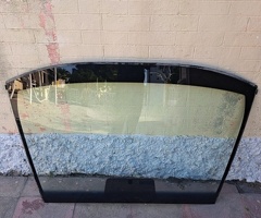 Ban-Kuza hissələr  Hyundai, "Hyundai Sonata 2015" ön şüşəsi