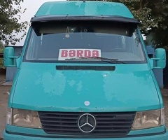 1995, 2.3L, 700671 km, Mexanika