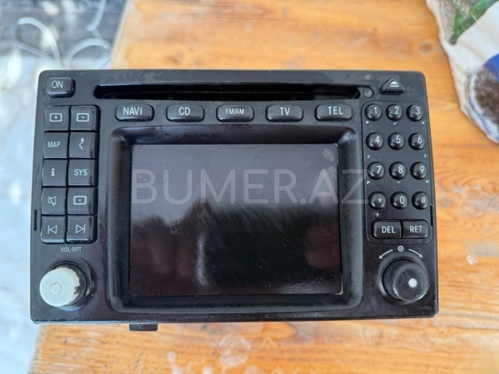 Monitor və audio sistemlər, "Mercedes-Benz" monitoru