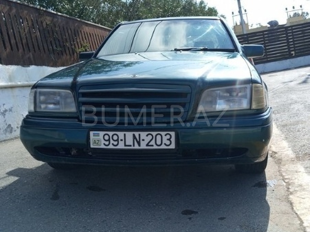 Mercedes C Class  C 200, 1994, 2.0L, 452215 km, Mexanika