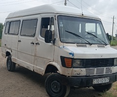 1993, 2.3L, 230567 km, Mexanika