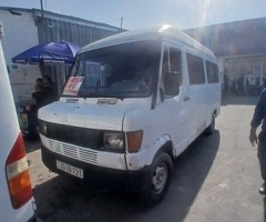 1991, 2.3L, 250000 km, Mexanika