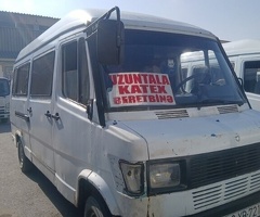 1991, 2.3L, 250000 km, Mexanika