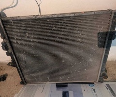 Ban-Kuza hissələr  Mercedes, "Mercedes ML270" radiatoru