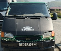 1988, 2.5L, 376000 km, Mexanika