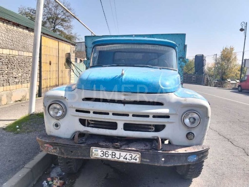 130 , 1990, 6.0L, 236000 km, Mexanika