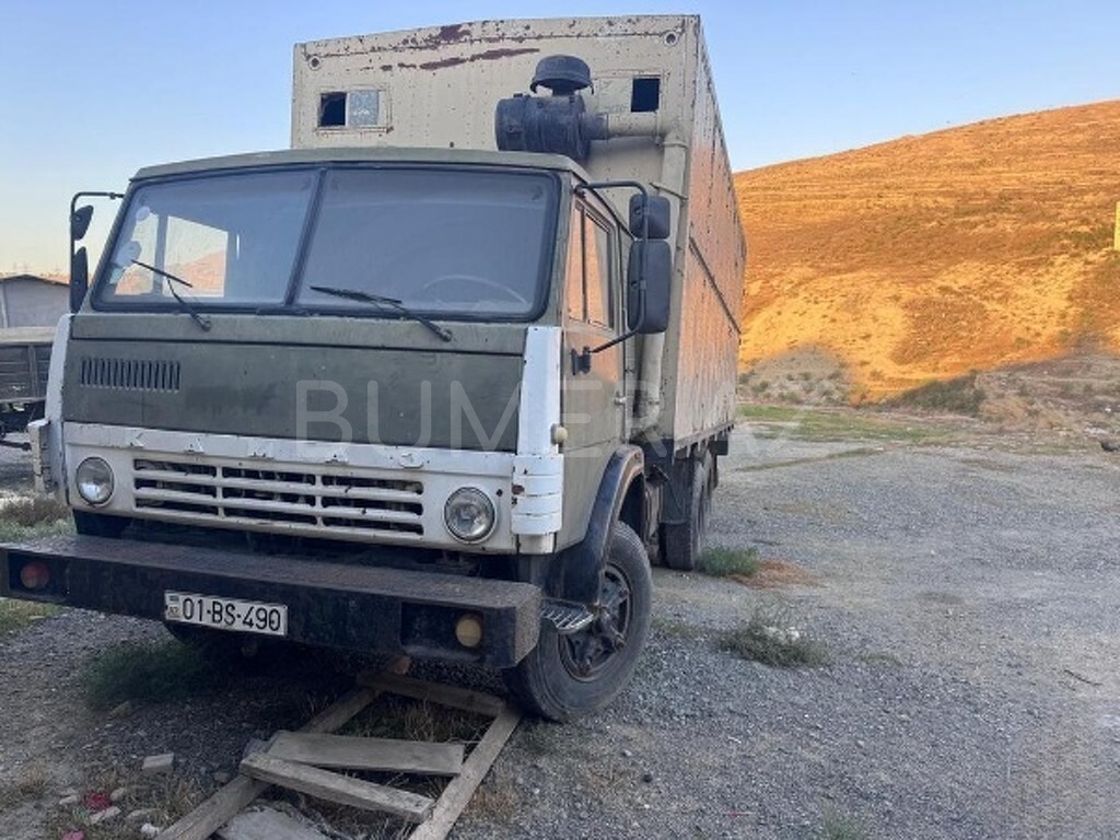 53212 , 1985, 11L, 325000 km, Mexanika