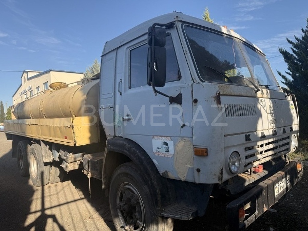 55111 , 1991, 11L, 180000 km, Mexanika