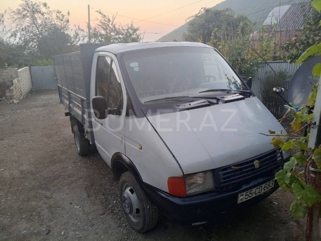 33021 , 1998, 2.5L, 250000 km, Mexanika