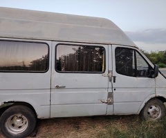 1991, 2.5L, 330000 km, Mexanika