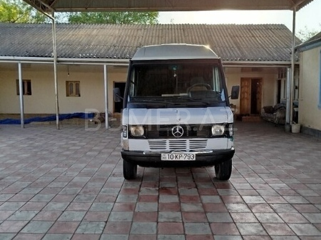 1994, 2.5L, 666000 km, Mexanika