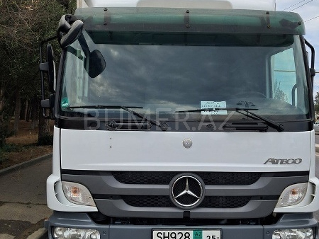 Atego 818 , 2011, 4.3L, 322000 km, Mexanika