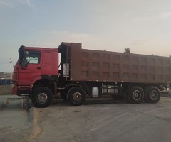 371 , 2012, 9.5L, 207000 km, Mexanika