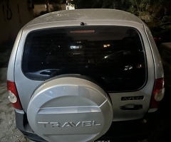 Chevrolet  Niva, 2013, 1.7L, 200000 km, Mexanika