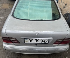 Mercedes E Class  E 200, 2000, 2.2L, 438275 km, Avtomat