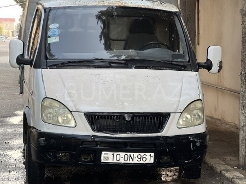 33021 , 2005, 2.5L, 291000 km, Mexanika