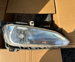 Ban-Kuza hissələr  Hyundai, "Hyundai Santafe" duman farası