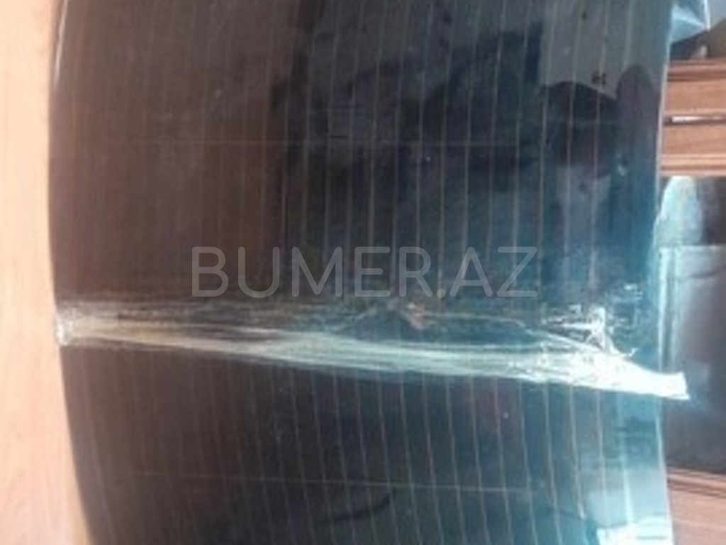 Ban-Kuza hissələr  Mercedes, "Mercedes W210" arxa şüşəsi