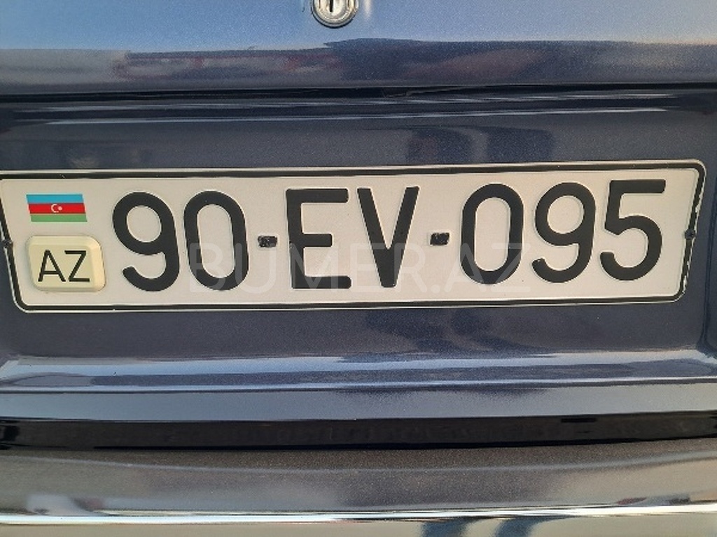 90-EV-095