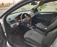 Opel  Astra, 2006, 1.6L, 403000 km, Mexanika