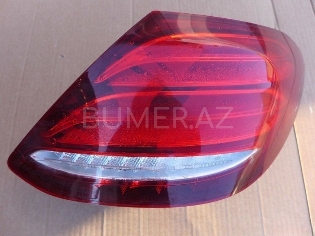 Ban-Kuza hissələr  Mercedes, "Mercedes W213" stop işığı