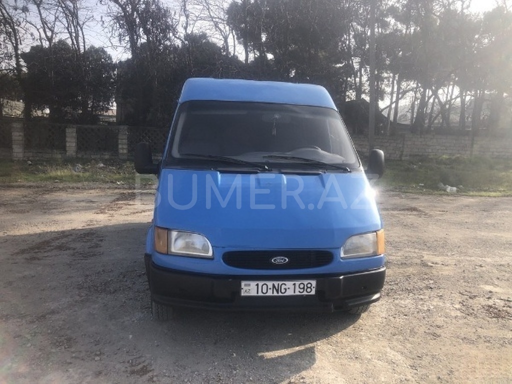 1994, 2.5L, 141000 km, Mexanika