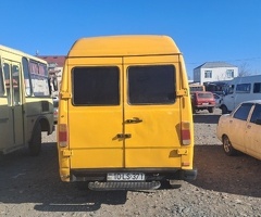 1993, 2.3L, 380000 km, Mexanika