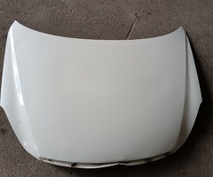 Ban-Kuza hissələr  Nissan, "Nissan Almera 2014" kapotu