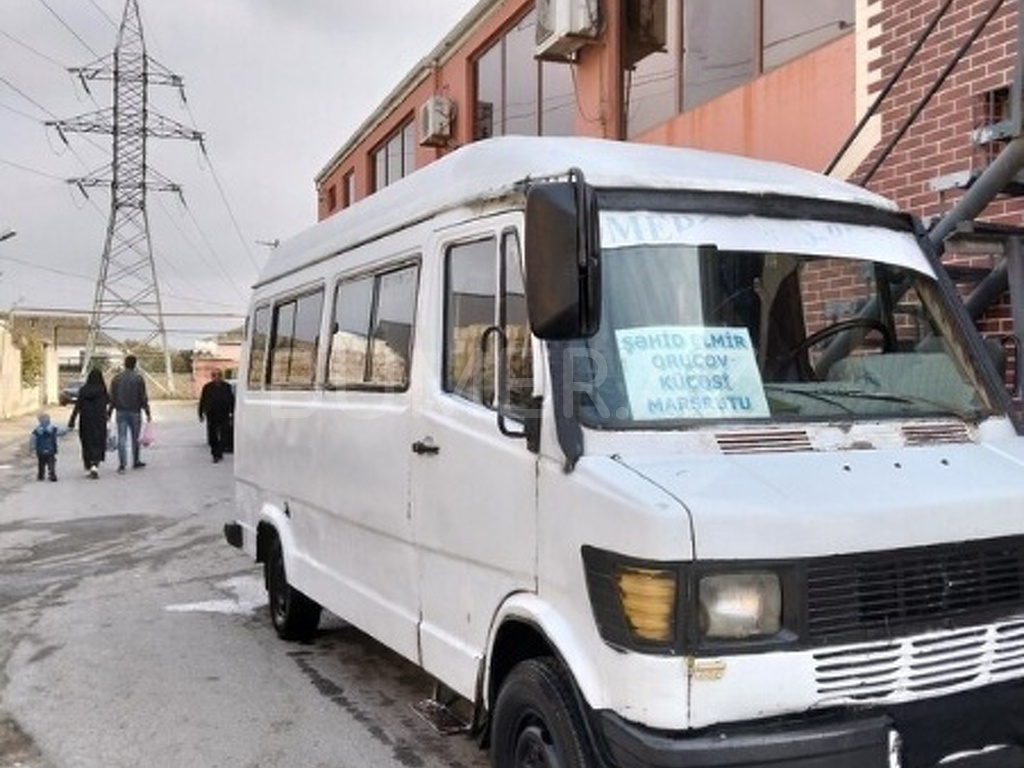 1988, 2.3L, 424324 km, Mexanika