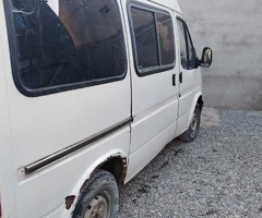 1999, 2.5L, 650000 km, Mexanika