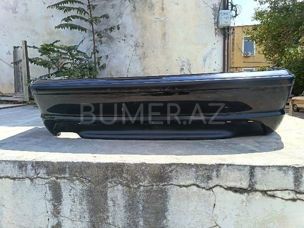 Ban-Kuza hissələr  BMW, "BMW E46" arxa M buferi