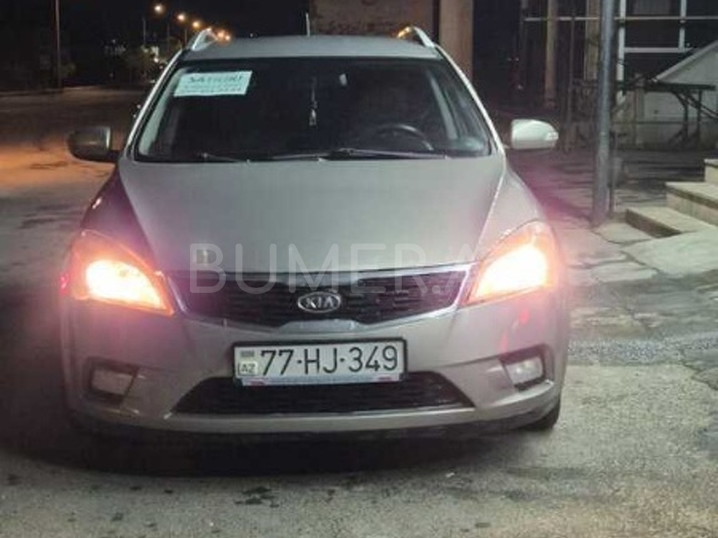 Kia  Ceed SW, 2010, 1.6L, 600000 km, Mexanika