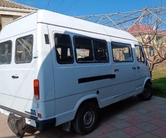 1989, 2.5L, 150000 km, Mexanika