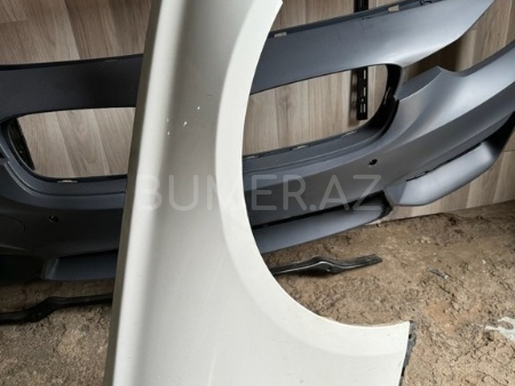 Ban-Kuza hissələr  BMW, "BMW F30" qanadı