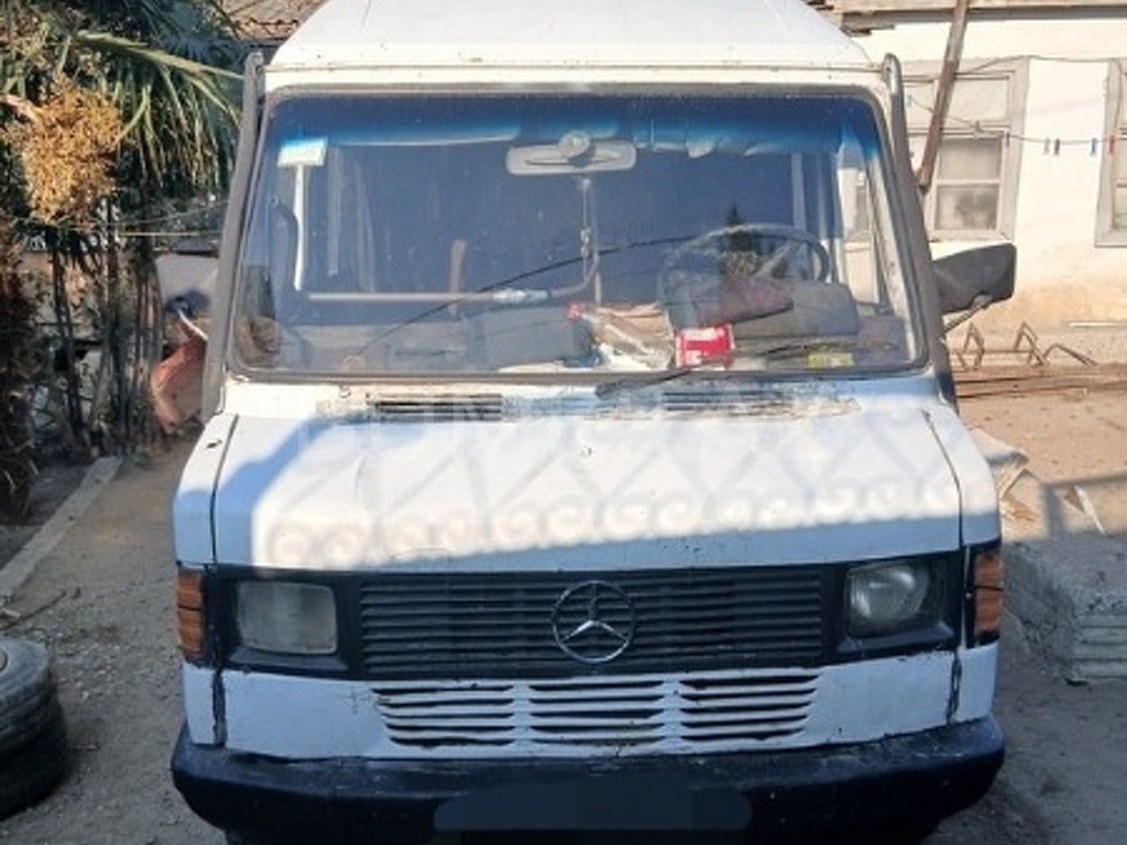 1992, 2.3L, 452136 km, Mexanika