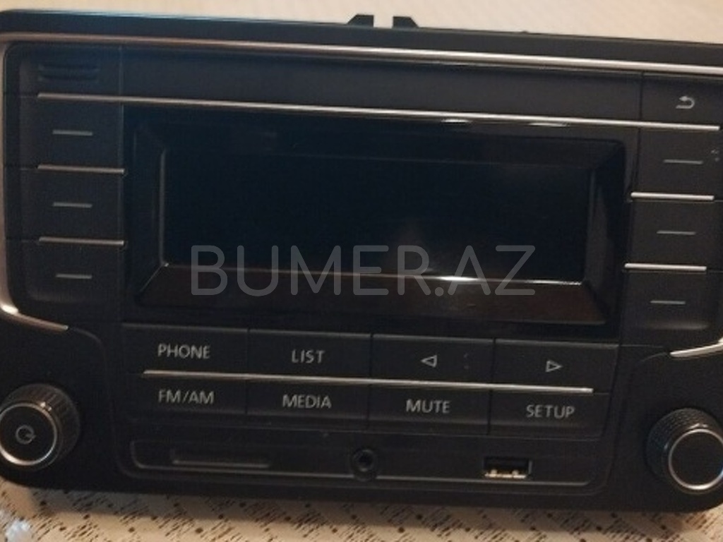 Monitor və audio sistemlər, "Volkswagen Polo" maqnitolası