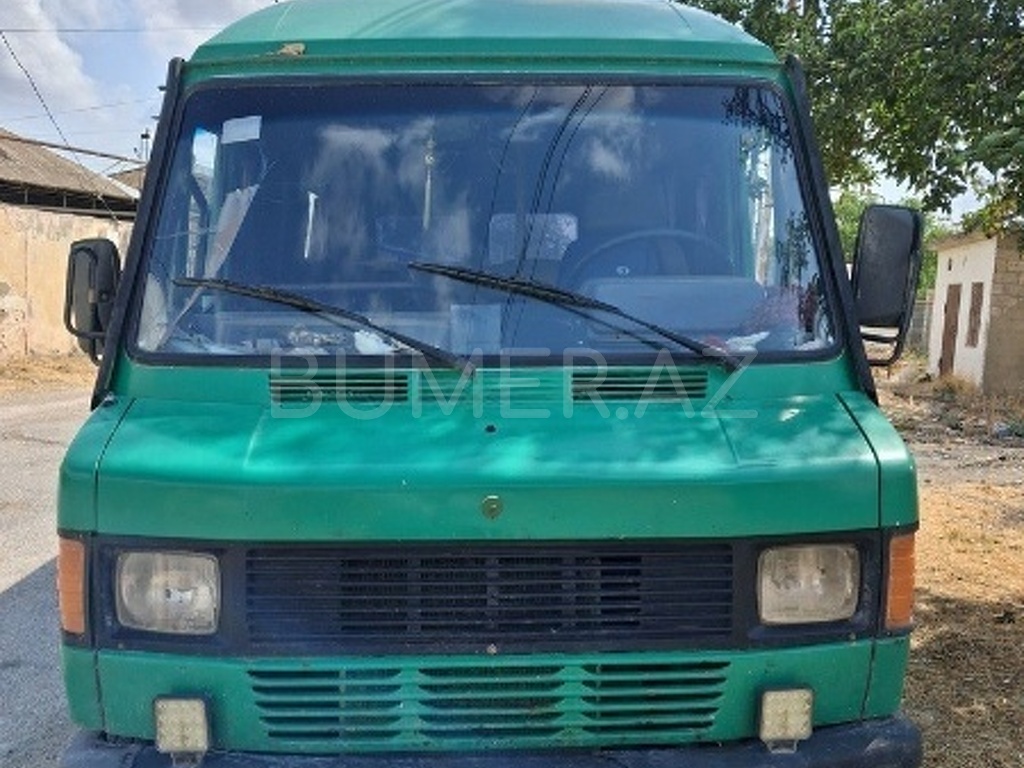 1992, 2.2L, 348000 km, Mexanika