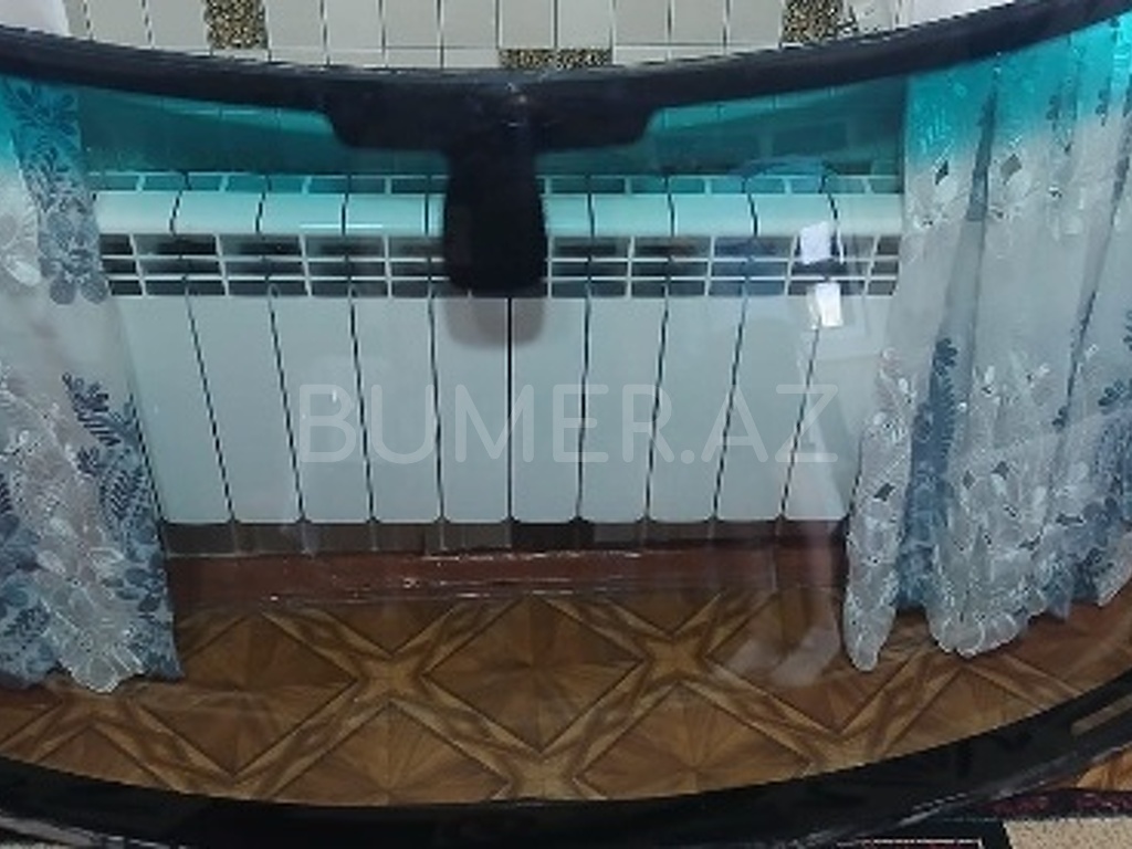 Ban-Kuza hissələr  Rover, "Range Rover" ön şüşəsi