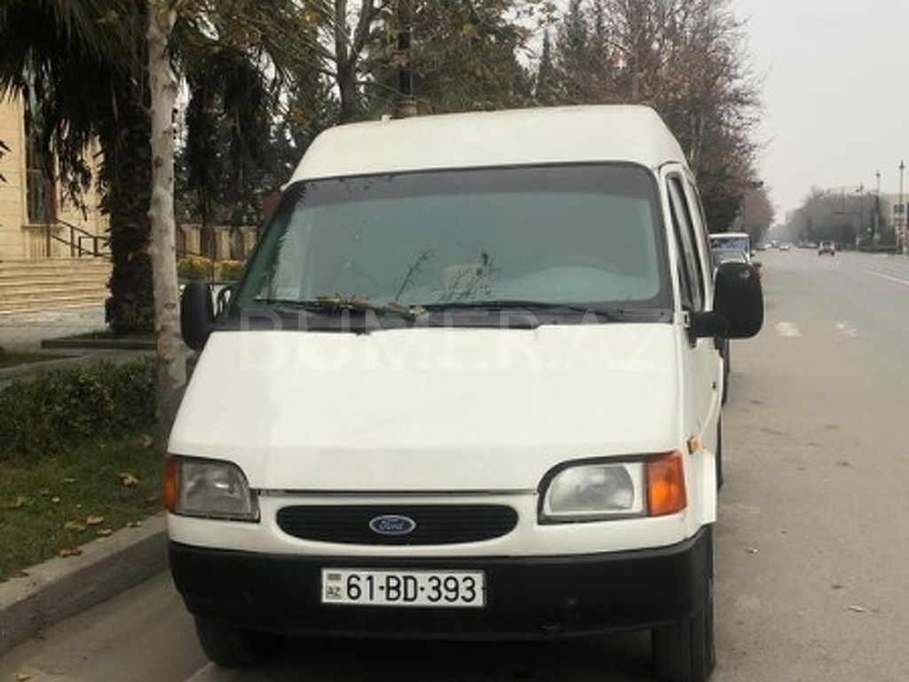 1996, 2.5L, 250000 km, Mexanika