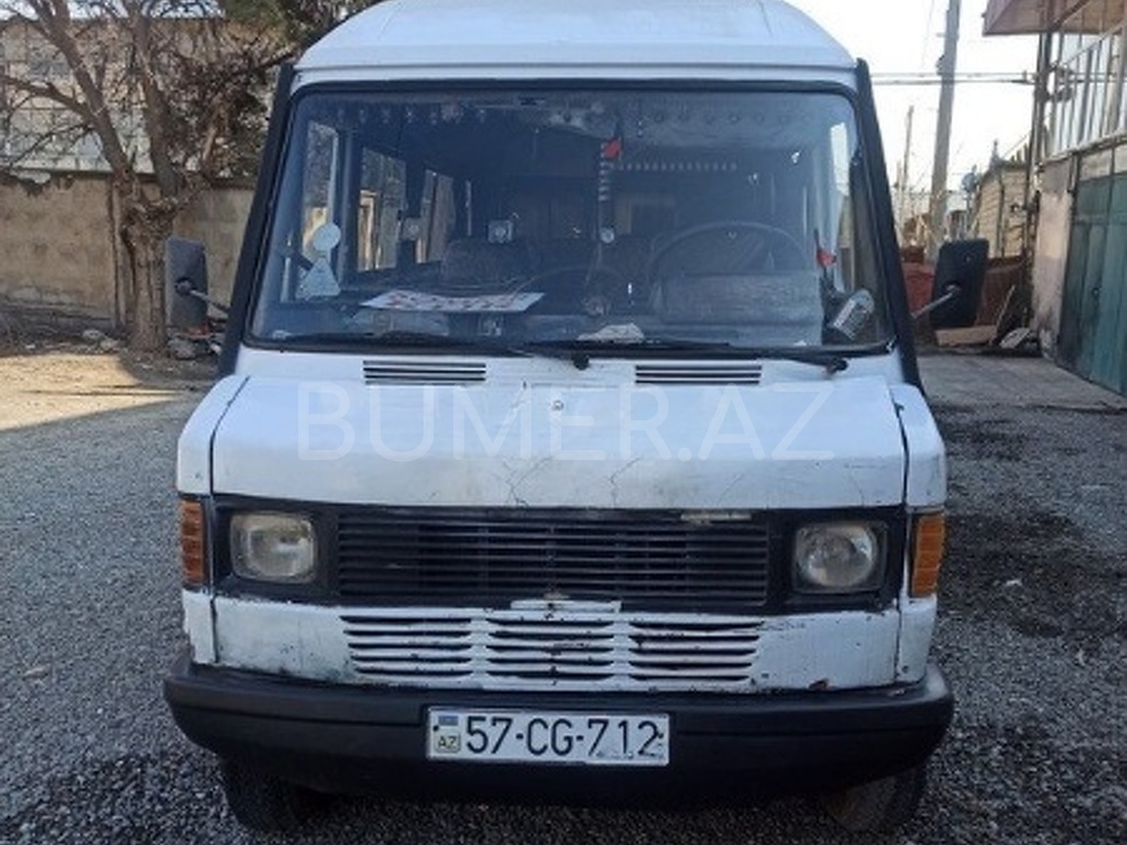 1992, 2.9L, 250000 km, Mexanika